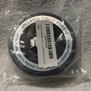 🌙B7 - HOLLANDS FINEST POMADE